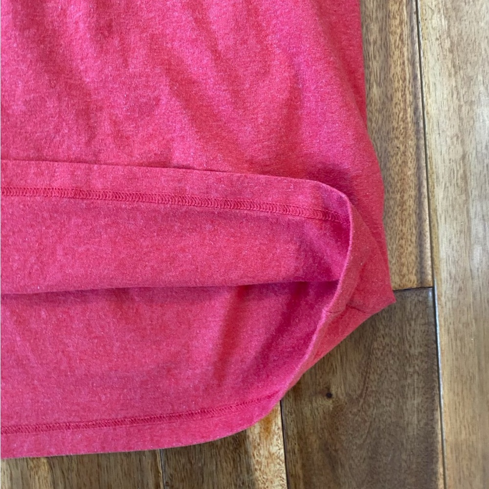 Carhartt Loose Fit Heathered Red Tee with Pocket - Picture 7 of 8